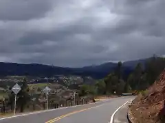 9. Al fondo las cpulas de Susacn y encima el Alto de Santa Rosita