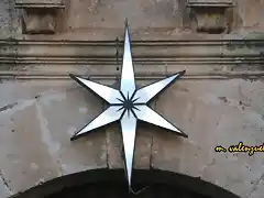 05, la estrella en la puerta, marca vale