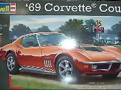 Revell Chevrolet Corvette Coup '69