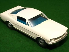 Ford Mustang Fast Back Blanco 2 Ford Mustang Fast Back Blanco 2
