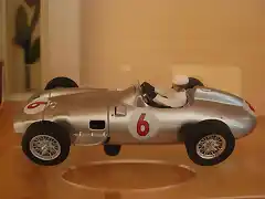 04 MERCEDES BENZ W196