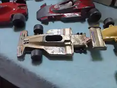 F1 Ford Coyote N?14 dorado serie 2