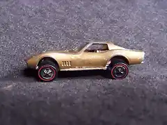 HW Custom Corvette Red Line