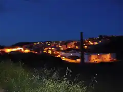 el pueblo de noche