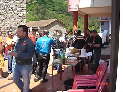 Empezando la espicha Empezando la espicha