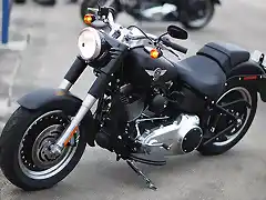 big_harleydavidson_fatboy_special_2010_3