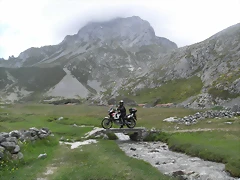 R0013050 R0013050