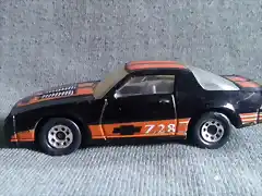 Camaro IROC-Z28 MATCHBOX (2)