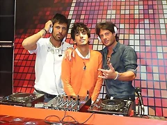 DJ 0 DJ 0