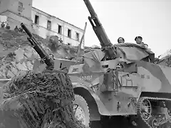 The_British_Army_in_Italy_1944_NA14653