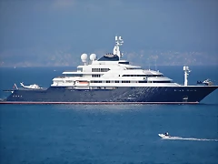 Yacht Yacht