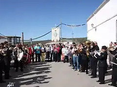 mayos al final de la calle la cruz