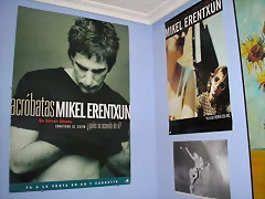 Mikel en mi habitacion Mikel en mi habitacion