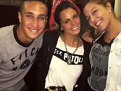 micaellacoco_2015-04-07_21-05-41 micaellacoco_2015-04-07_21-05-41