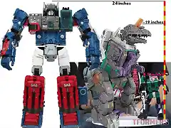 Titan_Class_Trypticon_How_Big_Is_A_Big_Robot_D