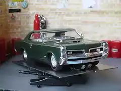 Frontal Pontiac GTO
