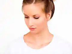 double-bun-pigtails-hair-tutorial-1