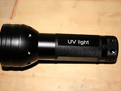 linterna uv apagada