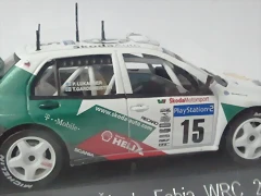 Skoda Fabia WRC 15 (2)