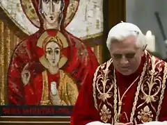 benedictoxvi031Dic_15_Vat_Misa_Estudiantes_Romanos_02