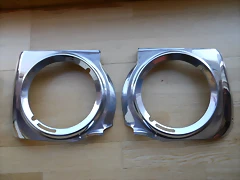 Cerquillos faros Renault 6 1serie(35euros pareja-solo quedan izquierdos)