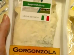 queso gorgonzola italiano