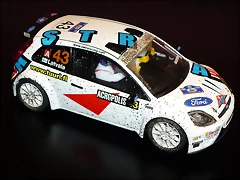 FORD FIESTA S1600 #43 "LATVALA" EFECTO BARRO FORD FIESTA S1600 #43 "LATVALA" EFECTO BARRO