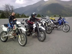 8 8