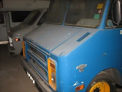 step van2 step van2