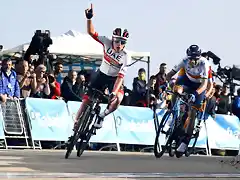 tadej-pogacar-uae-team-emirates-volta-comunitat-valenciana-2020-etapa2