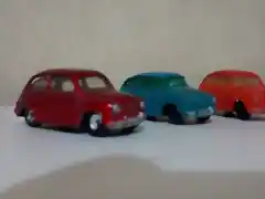 3a Fiat 600 rojo (Serie Pl?stico)