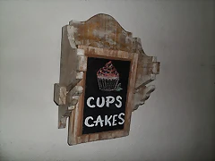 DESCOLGABLE MADERA PEQ.CUP CAKES