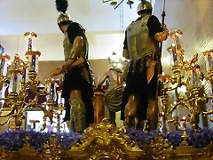 juevessanto03(47)