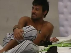 Hugo despu?s de fiesta internacional Hugo despu?s de fiesta internacional