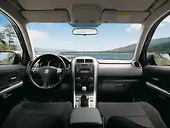 suzuki-grand-vitara-interior2