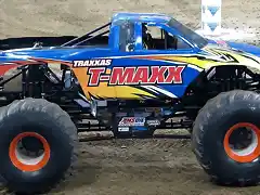 2005 49 Tmaxx real1