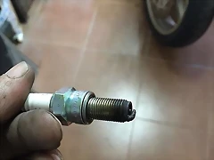 TL1000S Bujia 5