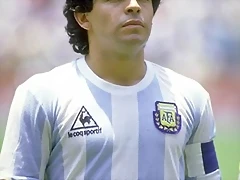 Young-Diego-Maradona
