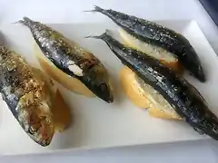 Canapes de sardinas