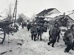 Soldados americanos en el frente de Bgica durante el invierno de 1944