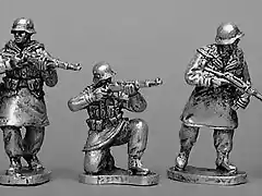 TQD-GSK5 1942-43 Kharkov SS grenadiers move_fire poses