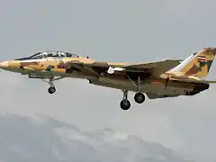 Iranian_AF_F-14_Tomcat_landing_at_Mehrabad