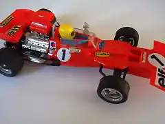 Tyrrell Ford Rojo