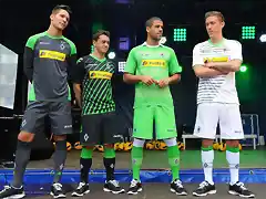 Gladbach 13-14 Kits