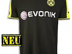 Borussia Dortmund 13-14 Away Kit (1)