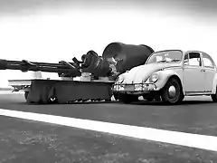 800px-GAU-8_meets_VW_Type_1[1]