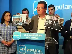 PP critica que la Pta. de la JJAA no invite a la alcaldesa-13.04.14