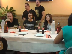 Hugo y María en la cena 6 Hugo y María en la cena 6