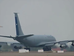 983