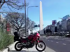 TA Y OBELISCO